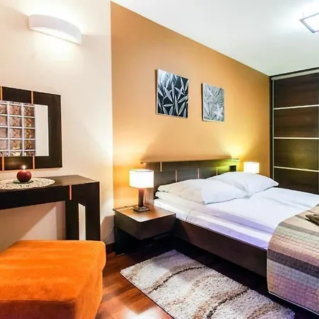 Apartment In A18 Oder A19 Im Aquarius